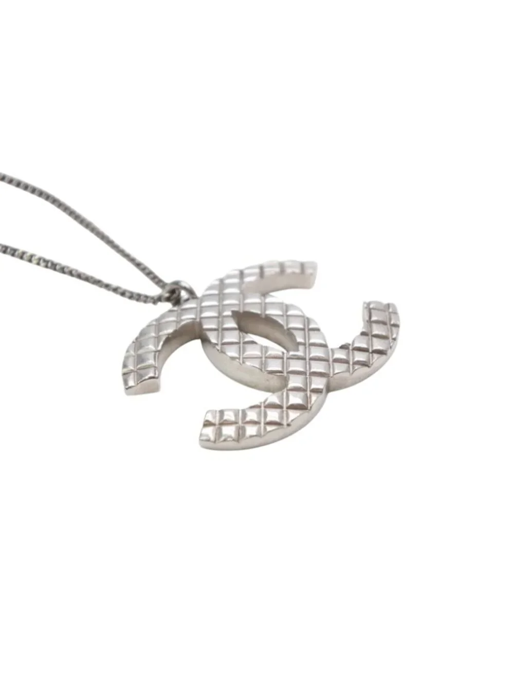 Chanel CC Logo Necklace 07 47.5 Quilted Metal Silver